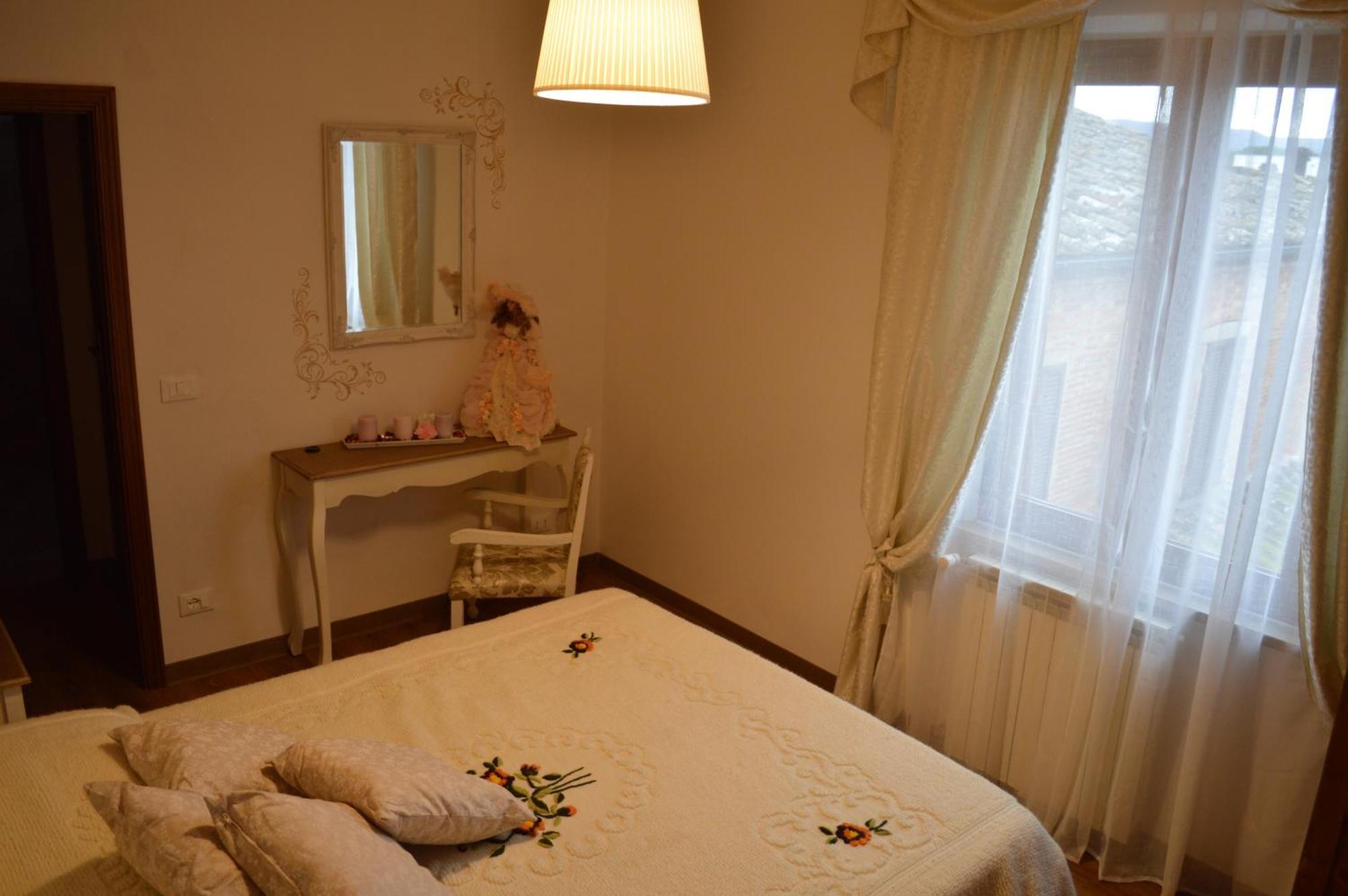 Appartement La Piccola Loggia à Torrita di Siena Chambre photo